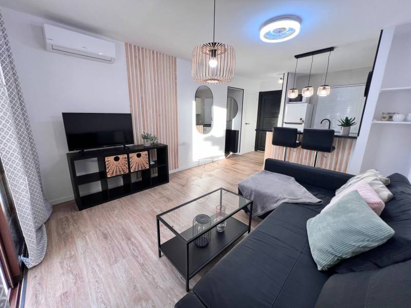 AMPLIO APARTAMENTO EN SAN EUGENIO ALTO COSTA ADEJE