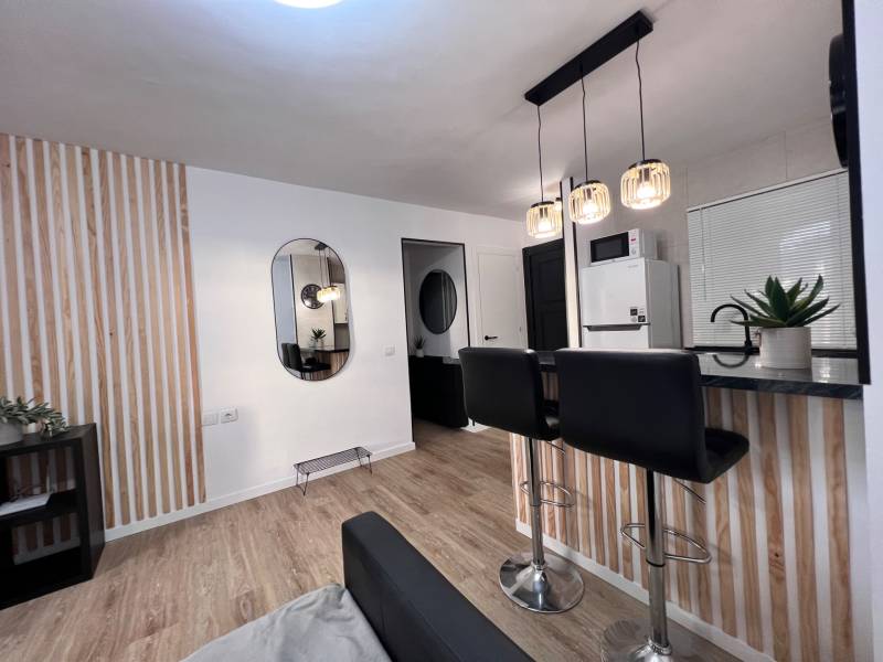 AMPLIO APARTAMENTO EN SAN EUGENIO ALTO COSTA ADEJE