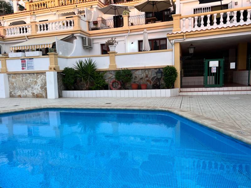 AMPLIO APARTAMENTO EN SAN EUGENIO ALTO COSTA ADEJE