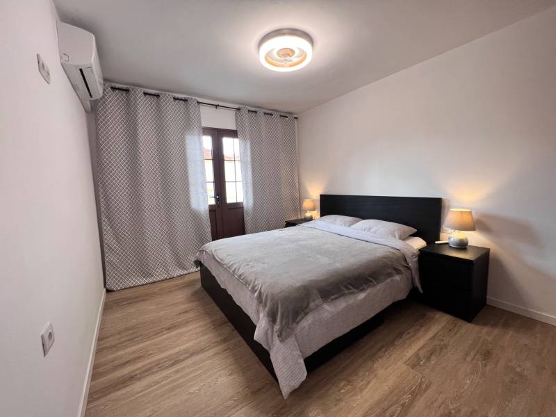 AMPLIO APARTAMENTO EN SAN EUGENIO ALTO COSTA ADEJE