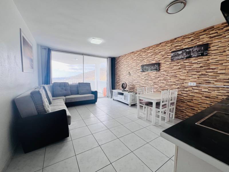 APARTAMENTO CON VISTA AL MAR EN ROQUE DEL CONDE