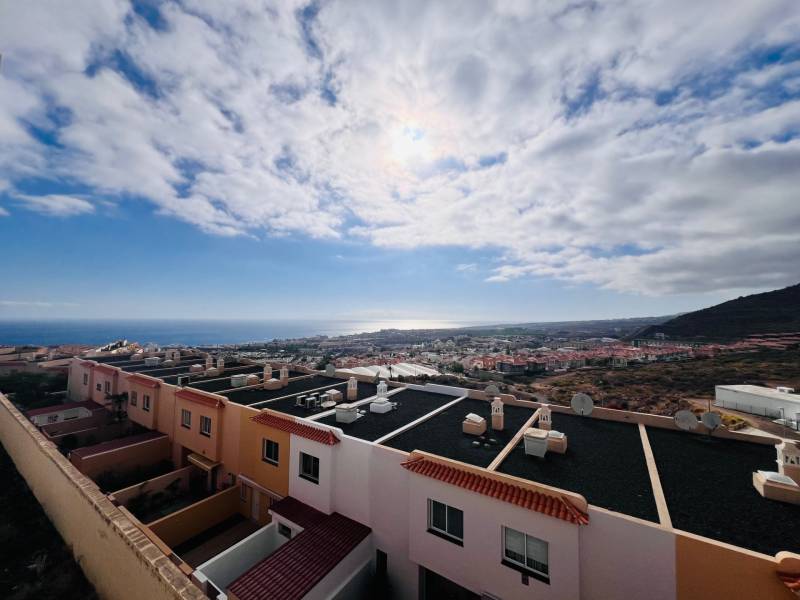 APARTAMENTO CON VISTA AL MAR EN ROQUE DEL CONDE