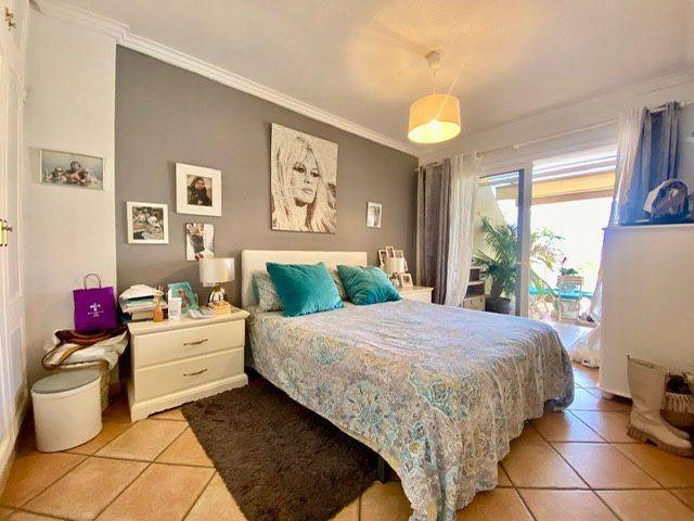 AMPLIO APARTAMENT EN ROQUE DEL CONDE