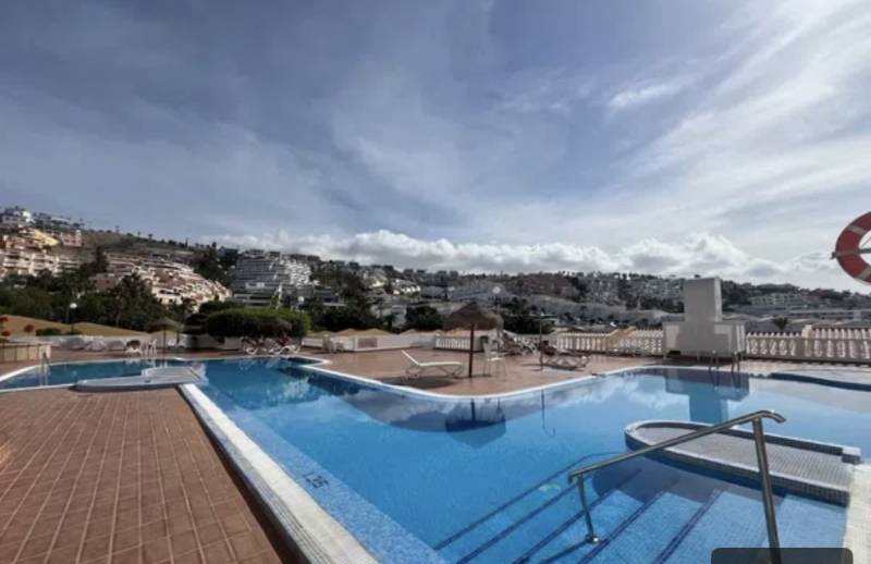 APARTAMENTO REFORMADO EXCELENTE UBICACIÓN