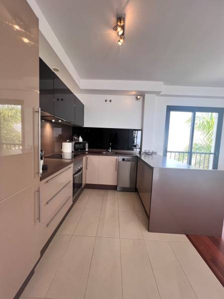 APARTAMENTO VACACIONAL CON JACUZZI Y PRECIOSAS VISTAS COSTA ADEJE