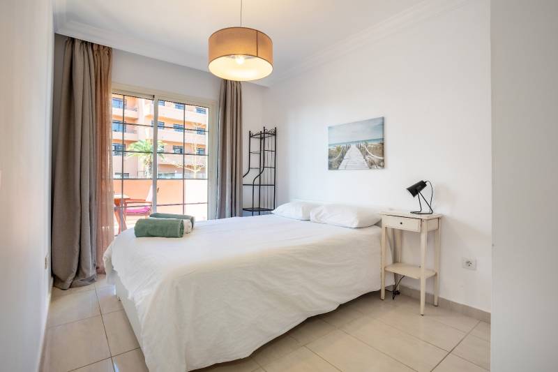 APARTAMENTO EN UNA UBICACIÓN EXCEPCIONAL PLAYA DEL DUQUE