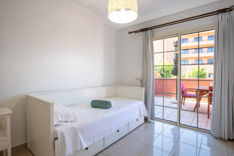 APARTAMENTO EN UNA UBICACIÓN EXCEPCIONAL PLAYA DEL DUQUE