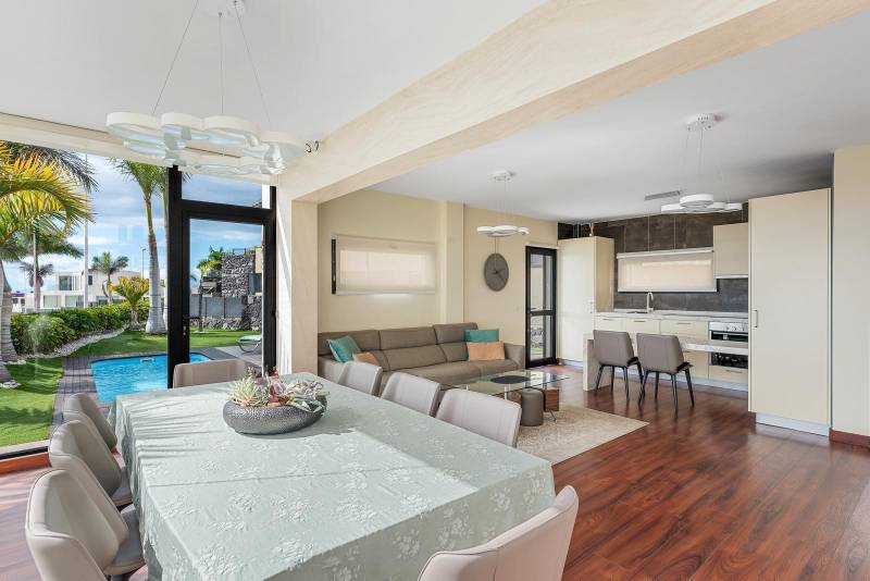 EXCEPCIONAL VILLA EN UNA UBICACIÓN EXCEPCIONAL EN VENTA