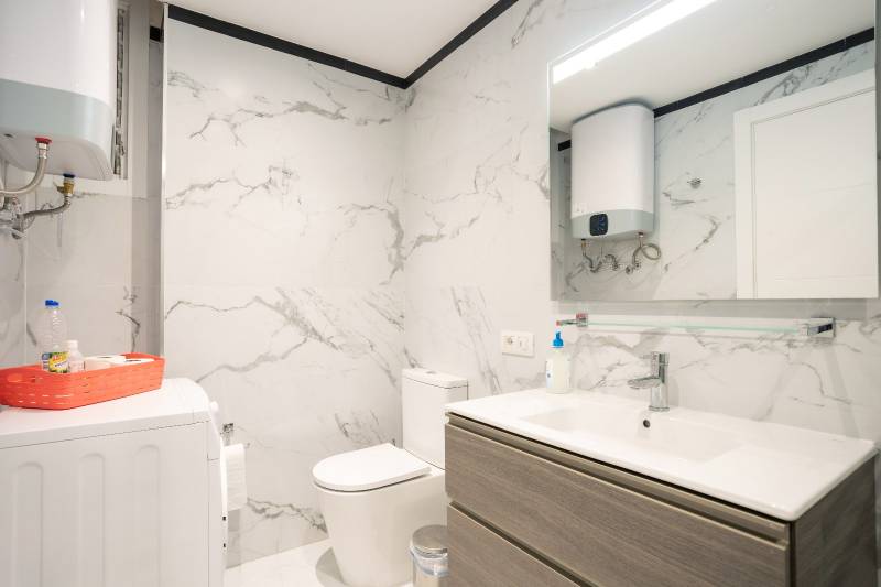 PRECIOSO APARTAMENTO CON VISTA AL MAR EN LOS GIGANTES EN VENTA