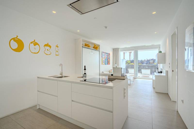 EXCEPCIONAL APARTAMENTO EN UNA UBICACIÓN EXCLUSIVA PLAYA DEL DUQUE