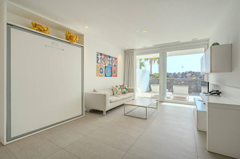 EXCEPCIONAL APARTAMENTO EN UNA UBICACIÓN EXCLUSIVA PLAYA DEL DUQUE
