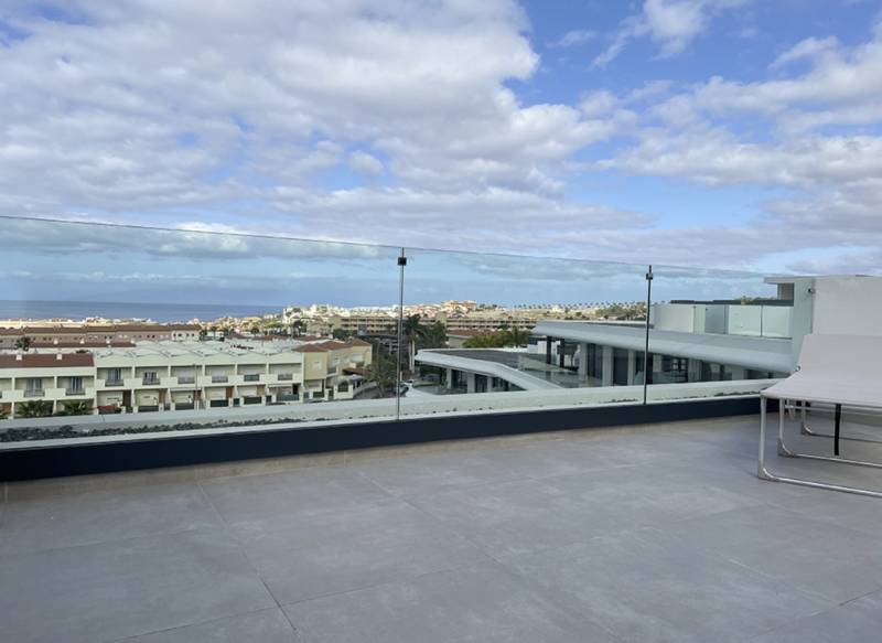APARTAMENTO DE LUJO EN COSTA ADEJE 